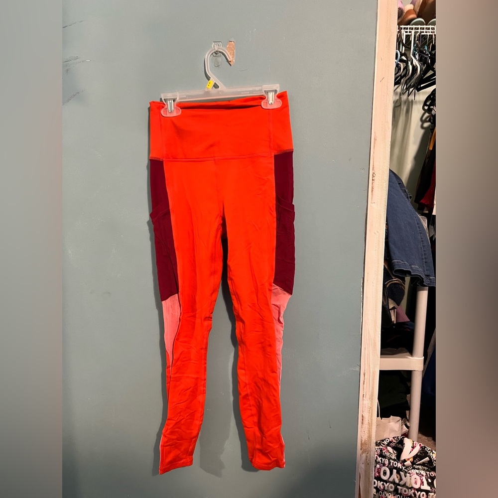 Fabletics size S PowerHold athletic leggings with pockets